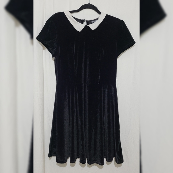 Hot Topic Dresses & Skirts - Hot Topic Wednesday Adams Dress